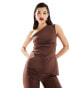 Фото #2 товара Vesper one shoulder ruched top co-ord in chocolate