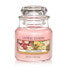 Фото #1 товара Classic small aromatic candle Fresh Cut Roses 104 g