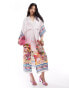 Hope & Ivy belted kaftan maxi dress in scenic print Разноцветный, 40 - фото #1