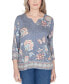 ფოტო #1 პროდუქტის Petite Floral Border Split-Neck Top