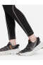 Фото #4 товара Леггинсы Nike Sportswear Swoosh Графические высокие талии для женщин DD5588-010