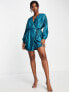 Фото #4 товара Extro & Vert belted mini dress with balloon sleeves in blue plisse