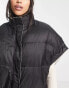 Фото #6 товара UGG Sydnee reversible puffer vest jacket in black