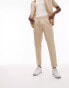 Фото #1 товара Topman – Elegante, schmal zulaufende Hose in Steinbeige mit elastischem Bund