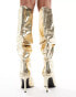 Фото #3 товара Stradivarius metallic knee high stiletto boot in gold