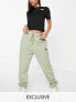 Фото #1 товара The North Face Essential joggers in green Exclusive at ASOS