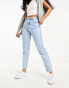 Pull&Bear – Mom-Jeans in Hellblau mit hoher Taille