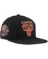 Mitchell Ness Men's Black Chicago Bulls Core Snapback Hat