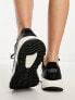 New Balance 410 running trainers in black