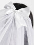 Фото #3 товара TFNC Bridal tulle veil with bow detail in ivory