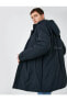 Фото #1 товара Куртка мужская Koton Анорак с капюшоном и молнией, с карманами и деталями на кнопках