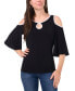 ფოტო #1 პროდუქტის Petite Keyhole Cold-Shoulder Trimmed Top