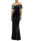 ფოტო #1 პროდუქტის Off-The-Shoulder Velvet Gown