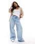 Фото #6 товара Stradivarius Petite wide leg jean in light wash blue