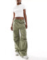 Levi's parachute pant in green