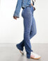 Фото #4 товара Bershka – Bootcut-Jeans in mittelblauer Waschung mit hohem Bund