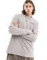 COLLUSION Long sleeve t-shirt in grey with band line up print grau, L - Chest 42 - фото #2