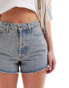 Фото #3 товара Topshop Hourglass denim lover short in bleach