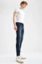 Slim Comfort Fit Normal Bel Dar Paça Yırtık Detaylı Jean Pantolon