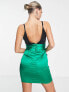 Collective The Label – Exklusives Minikleid in Smaragdgrün mit tiefem Ausschnitt und geraffter Taille