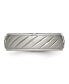 Фото #3 товара Titanium Brushed and Polished Grooved Wedding Band Ring