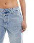 Фото #4 товара Calvin Klein Jeans 90s straight jeans in light wash