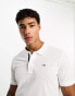 Tommy Jeans slim placket short sleeve polo shirt in white weiß, XL - Chest 42 - фото #3