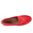 Trotters Dina T2000-600 Womens Red Wide Leather Slip On Loafer Flats Shoes