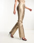 Фото #1 товара ASOS DESIGN slim straight jean in metallic gold