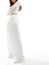 Фото #1 товара Stradivarius tailored pleated wide leg trouser in ecru