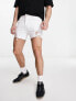 Фото #2 товара ASOS DESIGN shorter length denim shorts with rips in white