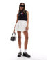 Фото #2 товара Tommy Jeans flag sleeveless knitted top in black