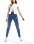 New Look slim leg jean in mid blue