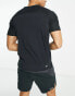 Nike Running Trail logo t-shirt in black Черный, XL - Chest 44-48.5 - фото #2