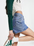 Фото #2 товара Urban Revivo high waist denim shorts in light blue