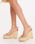 Фото #2 товара Simmi London Wide Fit Nadir skinny strap espadrille wedge sandals in gold