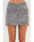 ფოტო #1 პროდუქტის Women's High Waisted Warped Mini Skirt