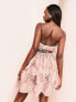 ASOS LUXE – Kurzes, trägerloses Skater-Kleid in Rosa mit Korsett-Oberteil und 3D-Blumenmuster