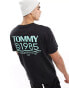 Фото #4 товара Tommy Jeans regular 1985 pop logo t-shirt in black