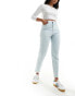 Фото #5 товара Tommy Jeans ultra high slim mom jeans in light wash