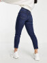 Фото #2 товара Noisy May Petite Katy mom jeans in dark blue wash