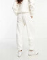 Фото #4 товара Polo Ralph Lauren flag logo joggers in cream CO-ORD