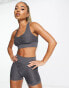 Фото #3 товара HIIT seamless booty short in textured charcoal