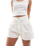 Levi's Featherweight mom shorts in white