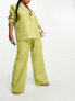4th & Reckless Plus – Exclusive – Elegante Hose in Grün mit Riemendetail in der Taille, Kombiteil