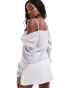 Фото #4 товара ASOS DESIGN long sleeve draped off shoulder satin top in silver