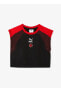 Фото #2 товара Desenli Siyah - Kırmızı Kadın T-Shirt 53868401-PUMA X MIRACULOUS SL Tee G