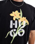 Фото #3 товара HUGO Red dilablumi relaxed fit t-shirt in black with large chest floral logo print