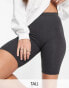 Фото #2 товара Brave Soul Tall sindy legging shorts in dark grey