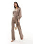 Фото #1 товара Pretty Lavish tie waist knitted wide leg jumpsuit in taupe